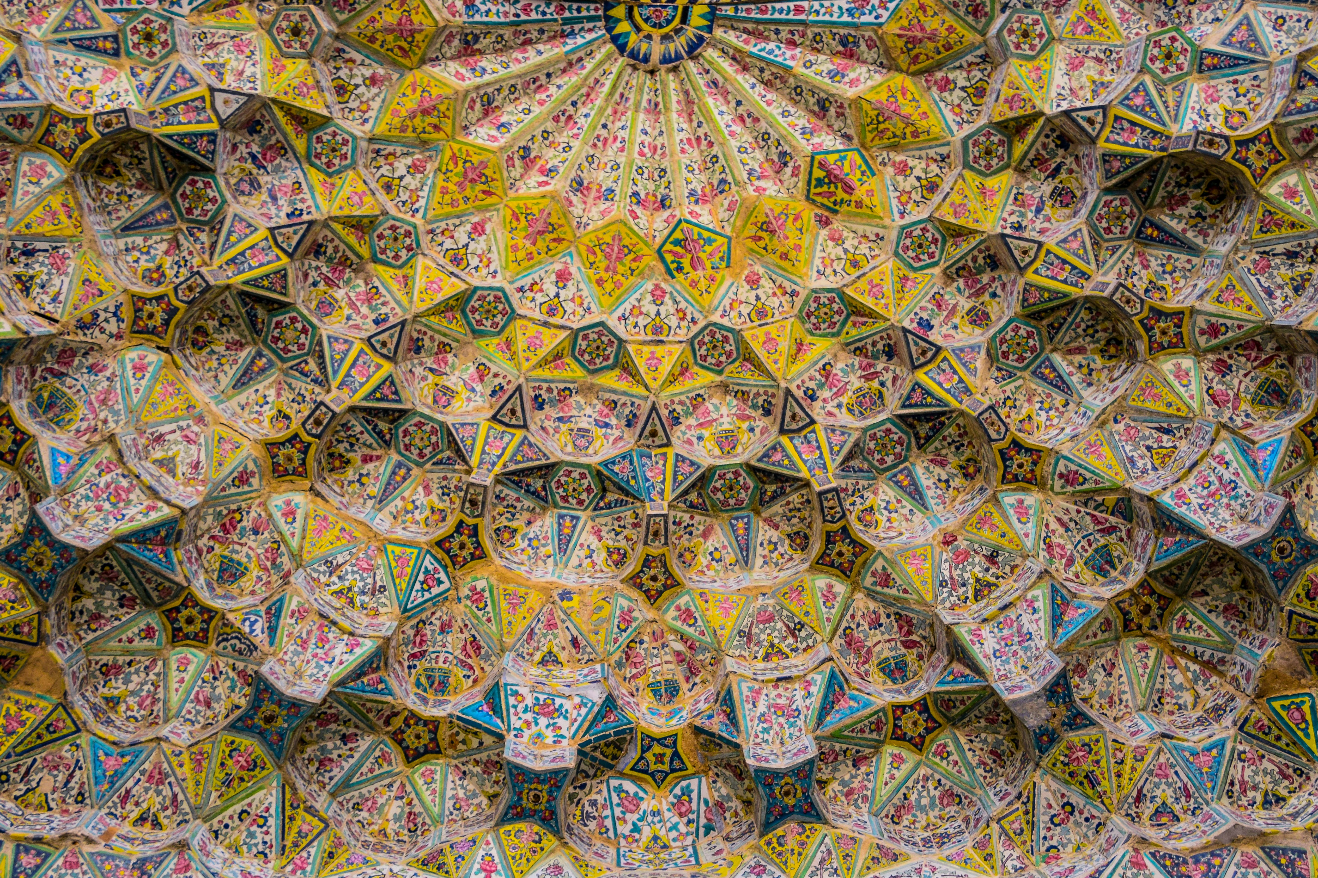 Ceiling work in Iranian design